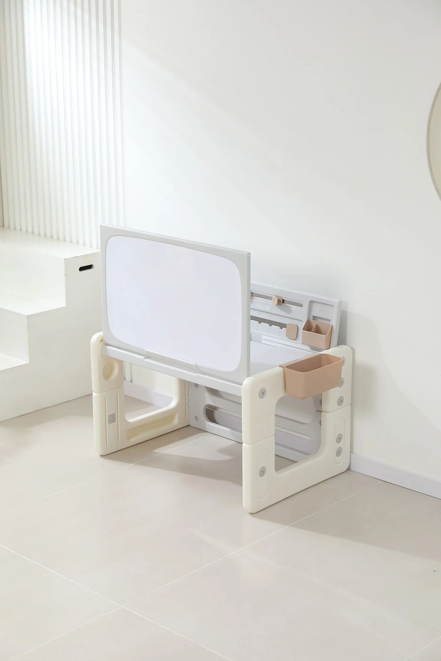 Стол со стульчиком 4 в 1 детский развивающий UNIX Kids Camel PPT4IN1CL
