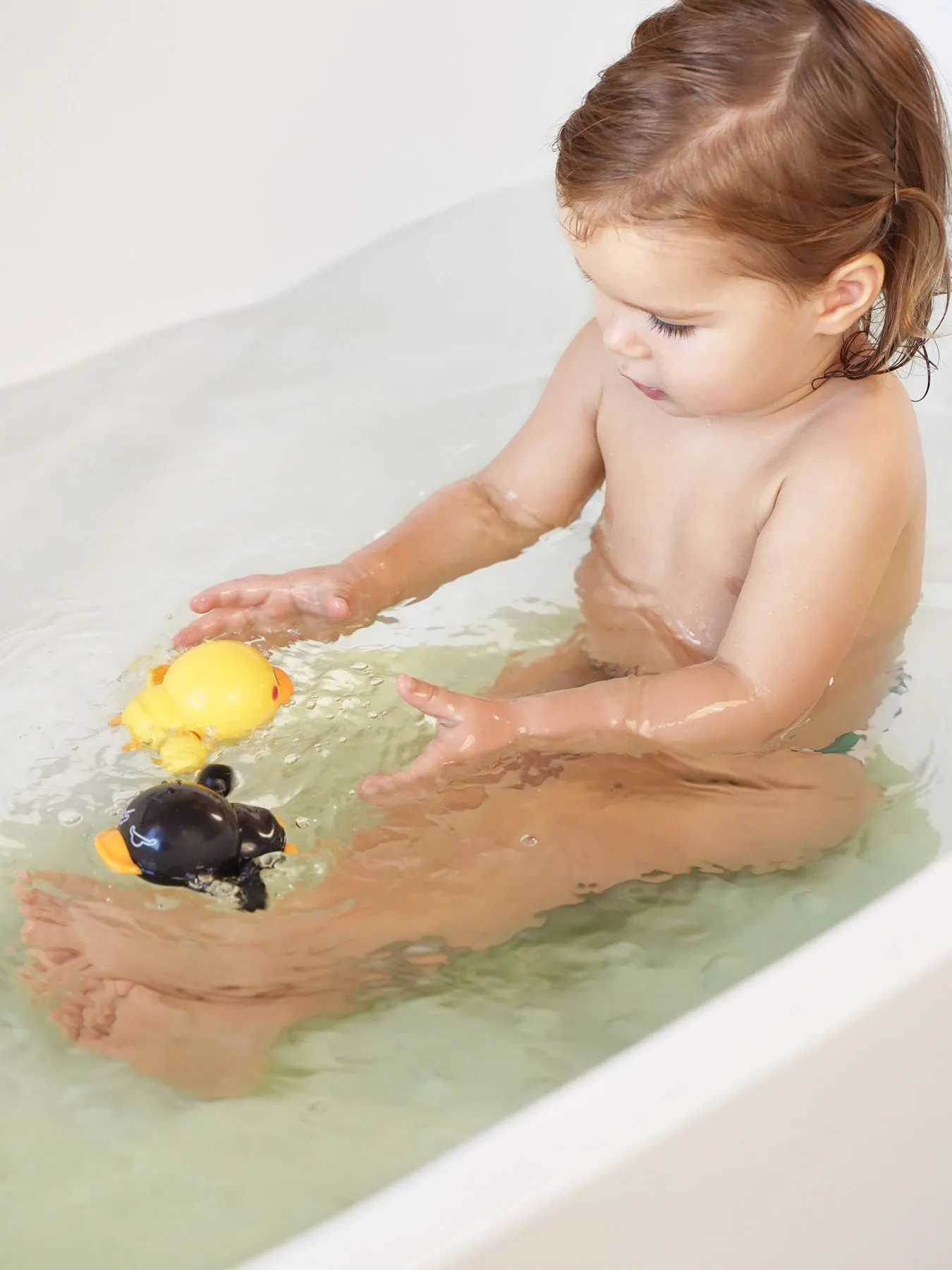 Набор заводных игрушек  для ванной Happy Baby  DUCKLINGS «ДАКЛИНС»