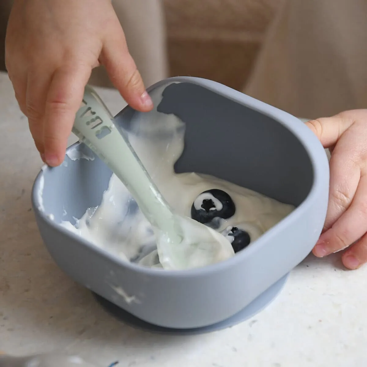 Тарелка-боул Beaba из силикона с присоской SILICONE SUCTION BOWL