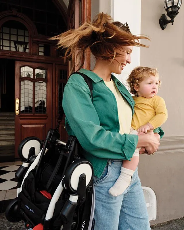Коляска прогулочная Stokke/Babyzen YOYO³ рама чёрная