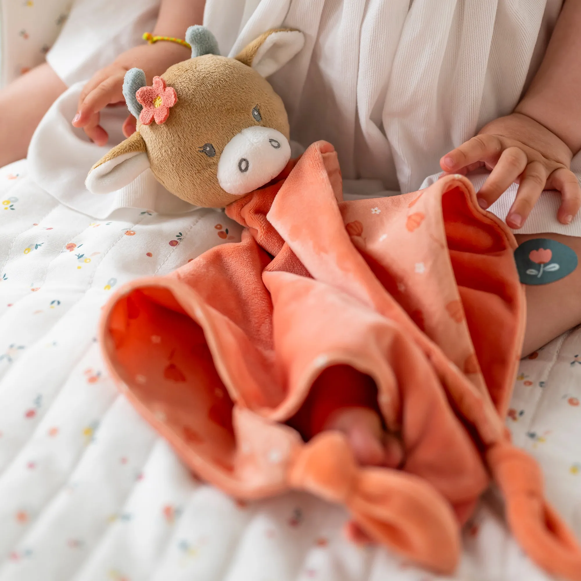 Игрушка мягкая Nattou Soft toy MILA ZOË LANA Корова 266000