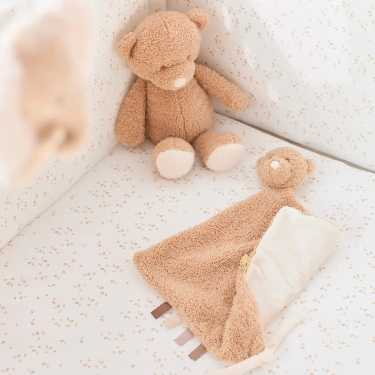 Игрушка мягкая Nattou Doudou TEDDY Мишка 856065