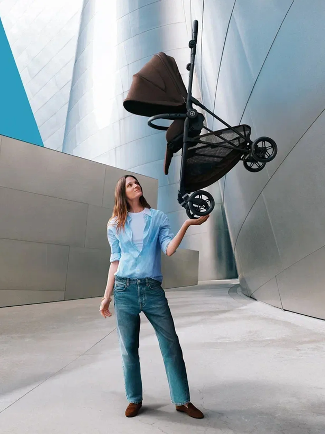 Коляска прогулочная Cybex Melio с дождевиком и бампером