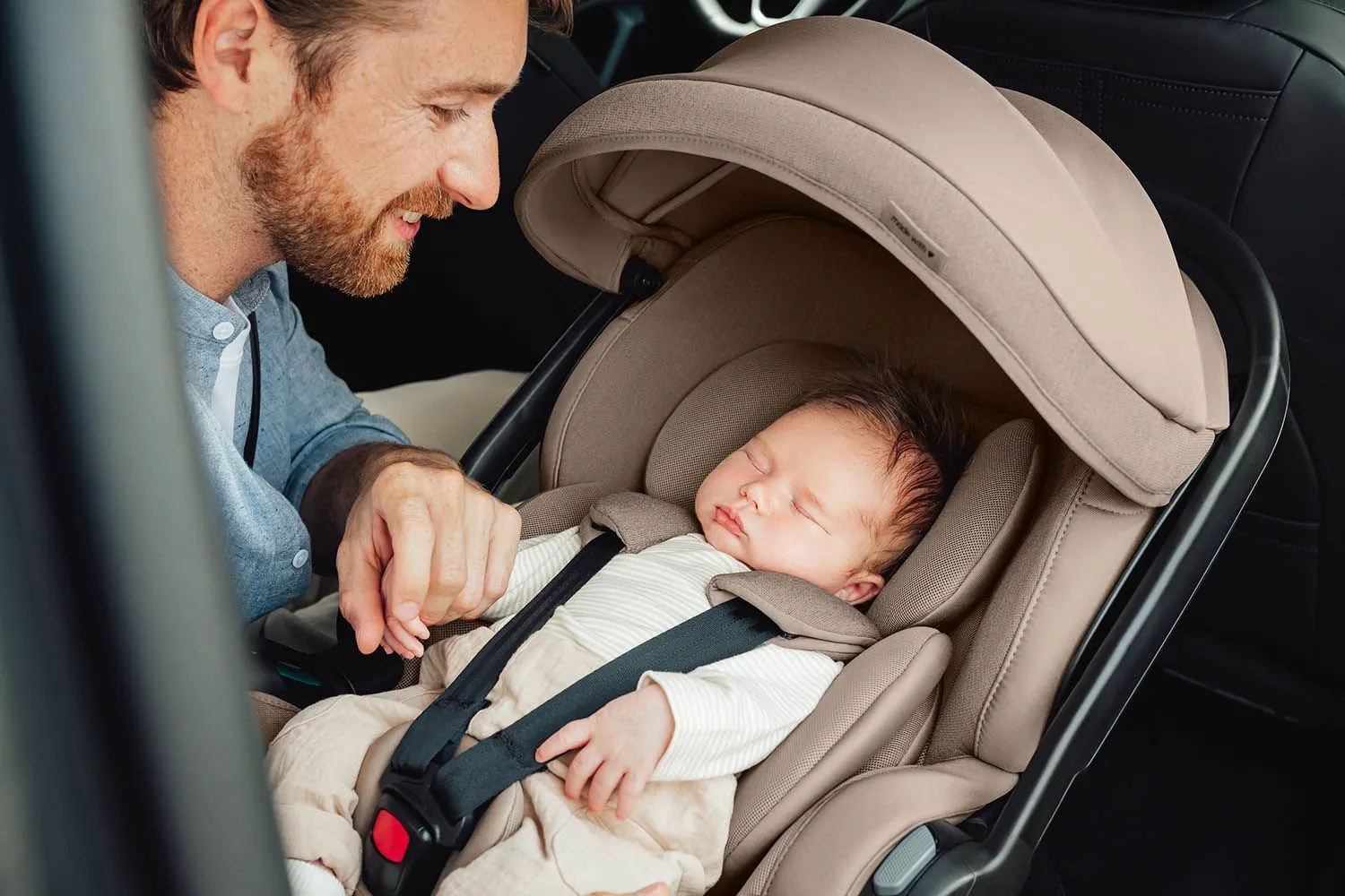 Автокресло 0+ Britax Roemer Baby-Safe Pro Style