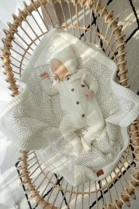 Шапка детская LoomKnits Elf