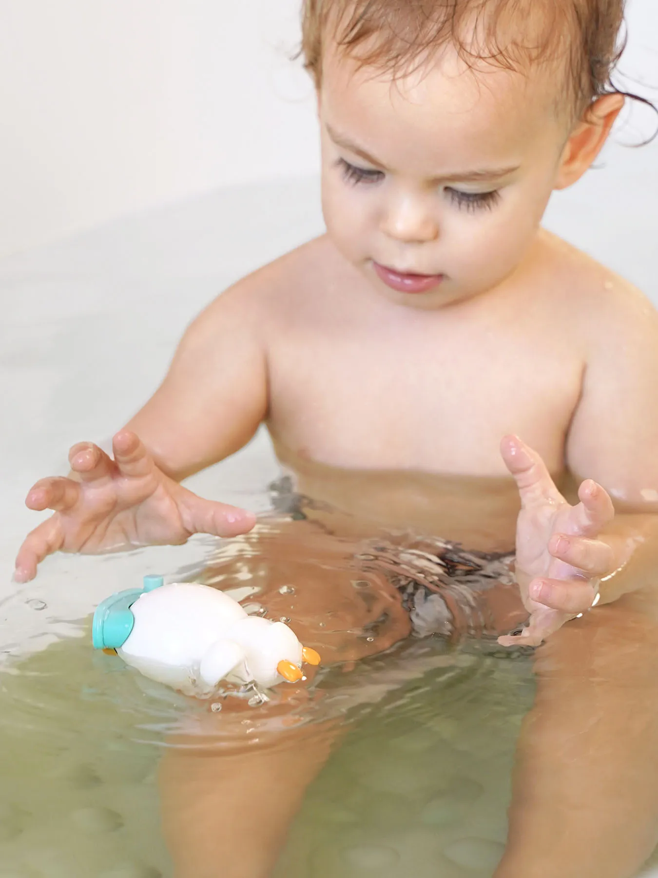 Набор заводных игрушек  для ванной Happy Baby  DUCKLINGS «ДАКЛИНС»