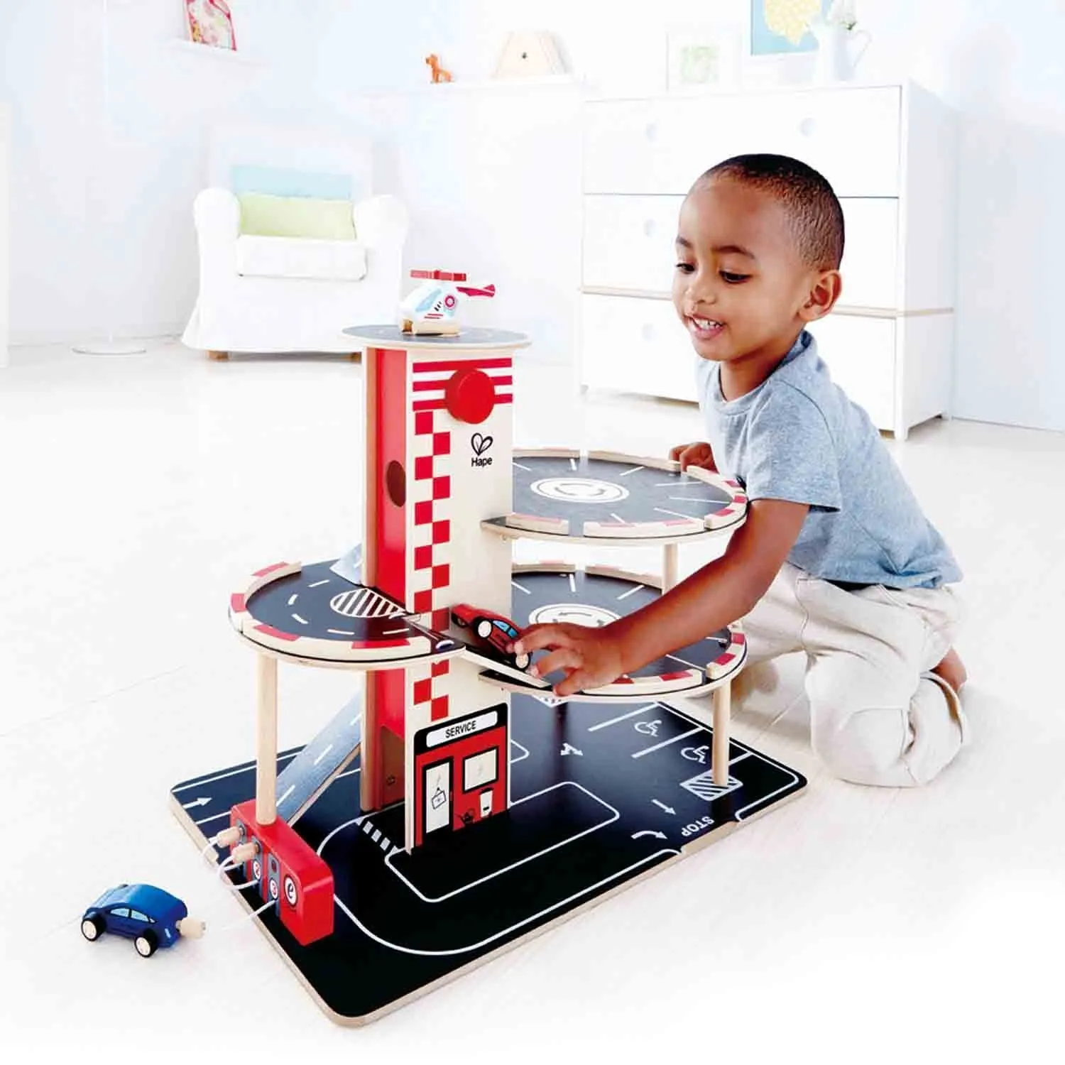 Игровой набор Hape «Многоуровневая парковка» E3002_HP