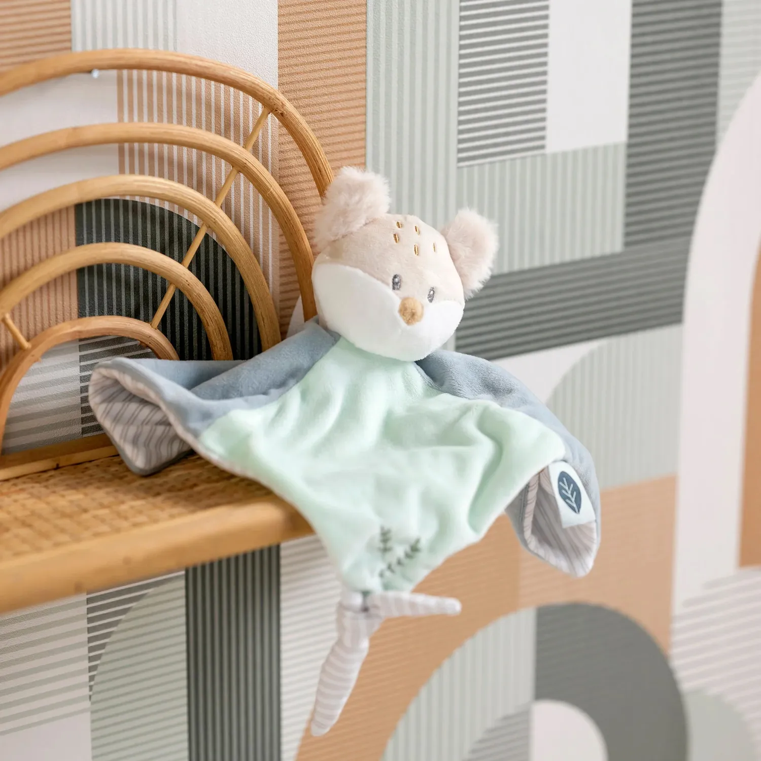 Игрушка мягкая Nattou Doudou FLO, ERNEST & OLI Лиса 682084