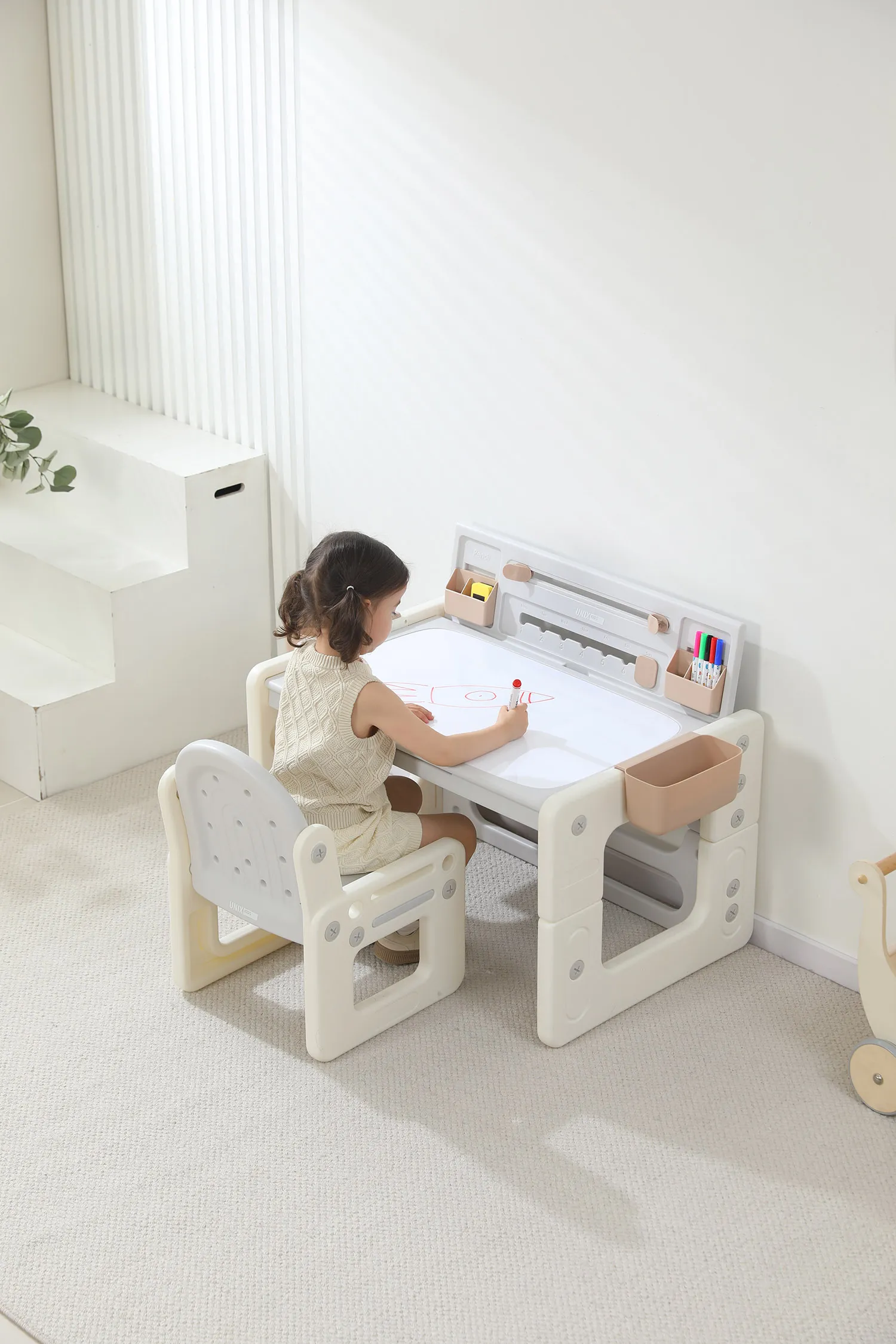 Стол со стульчиком 4 в 1 детский развивающий UNIX Kids Camel PPT4IN1CL