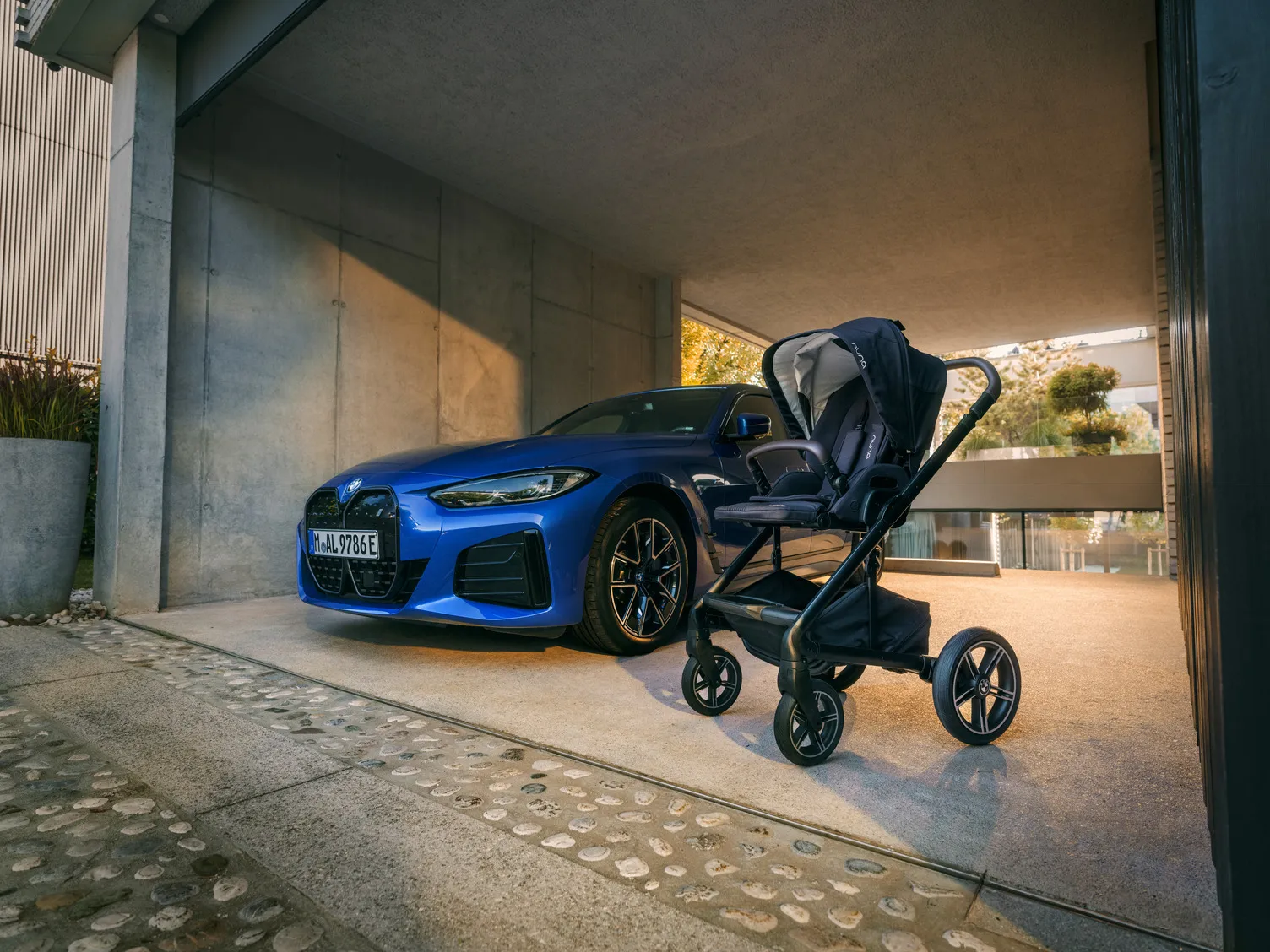 Коляска прогулочная Nuna MIXX NEXT BMW Element