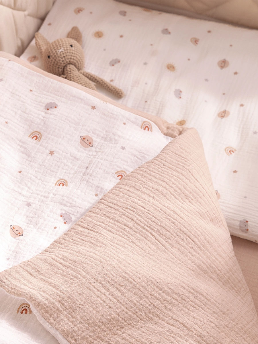 Комплект постельного белья PERINA Muslin 3 предмета 120х60 Планеты/Латте