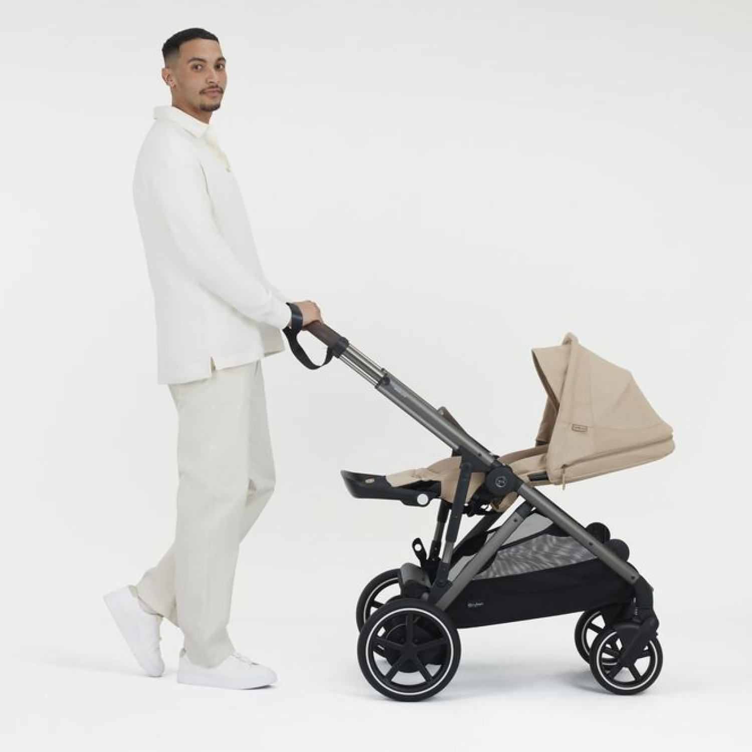 Коляска прогулочная Cybex E-Gazelle S с корзиной