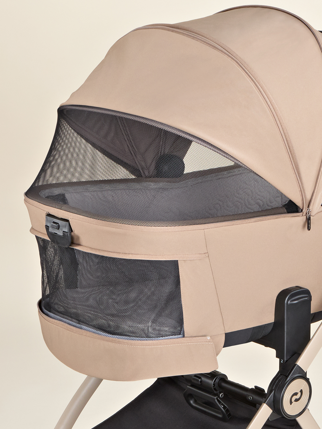 Коляска 2 в 1 Carrello Ultra F CRL-6556