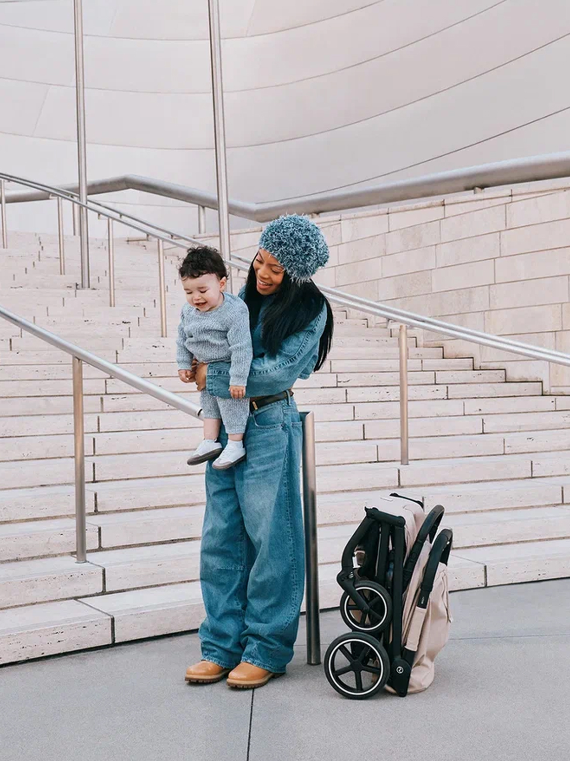 Коляска прогулочная Cybex Beezy с бампером и дождевиком 2026