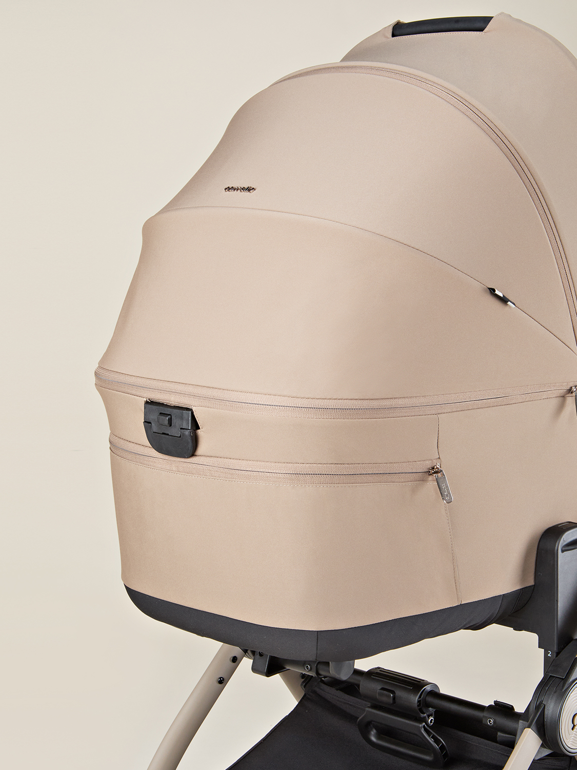 Коляска 2 в 1 Carrello Ultra F CRL-6556