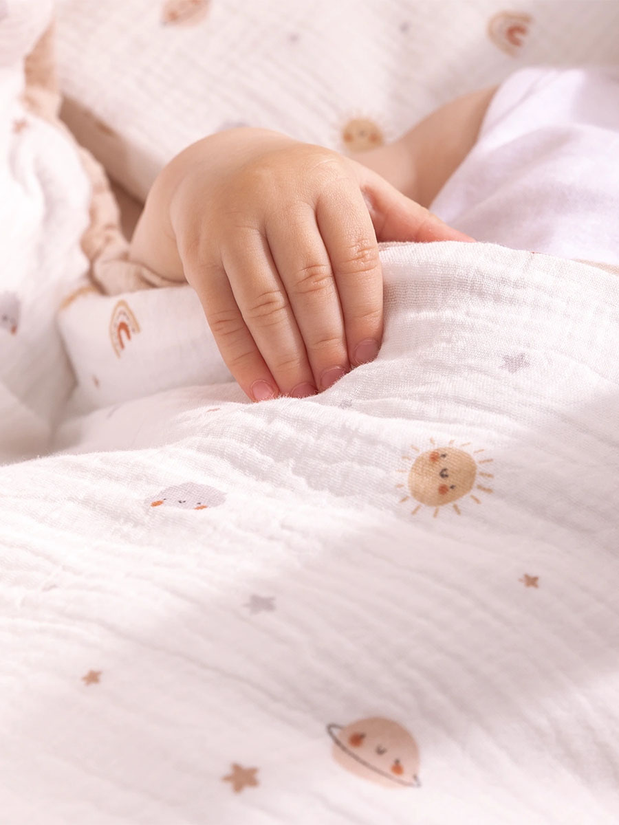 Комплект постельного белья PERINA Muslin 3 предмета 120х60 Планеты/Латте