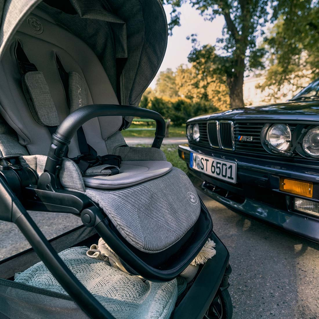 Коляска прогулочная Nuna TRIV NEXT BMW
