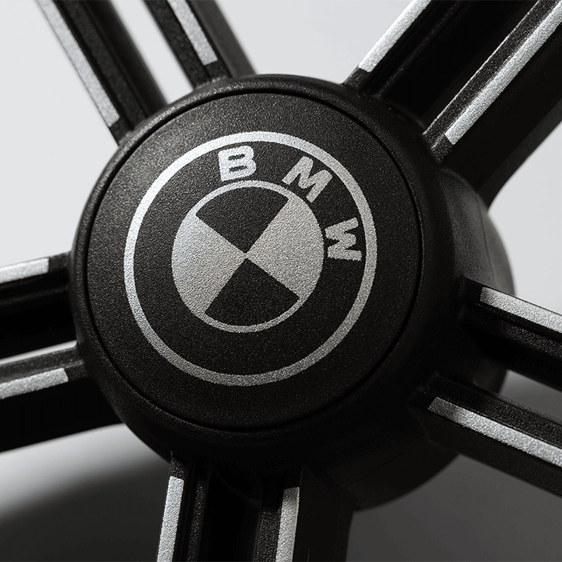 Коляска прогулочная Nuna TRIV NEXT BMW